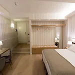 Hotell Silla 3*